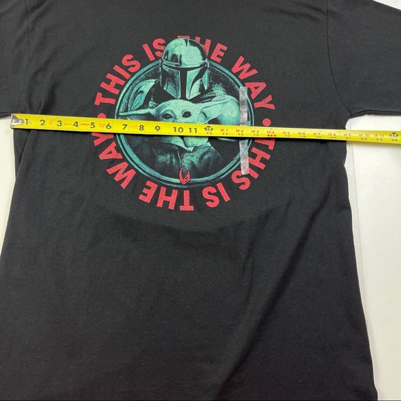 Star Wars The Mandalorian Shirt This is the Way Large Tall NEW - Picture 4 of 5